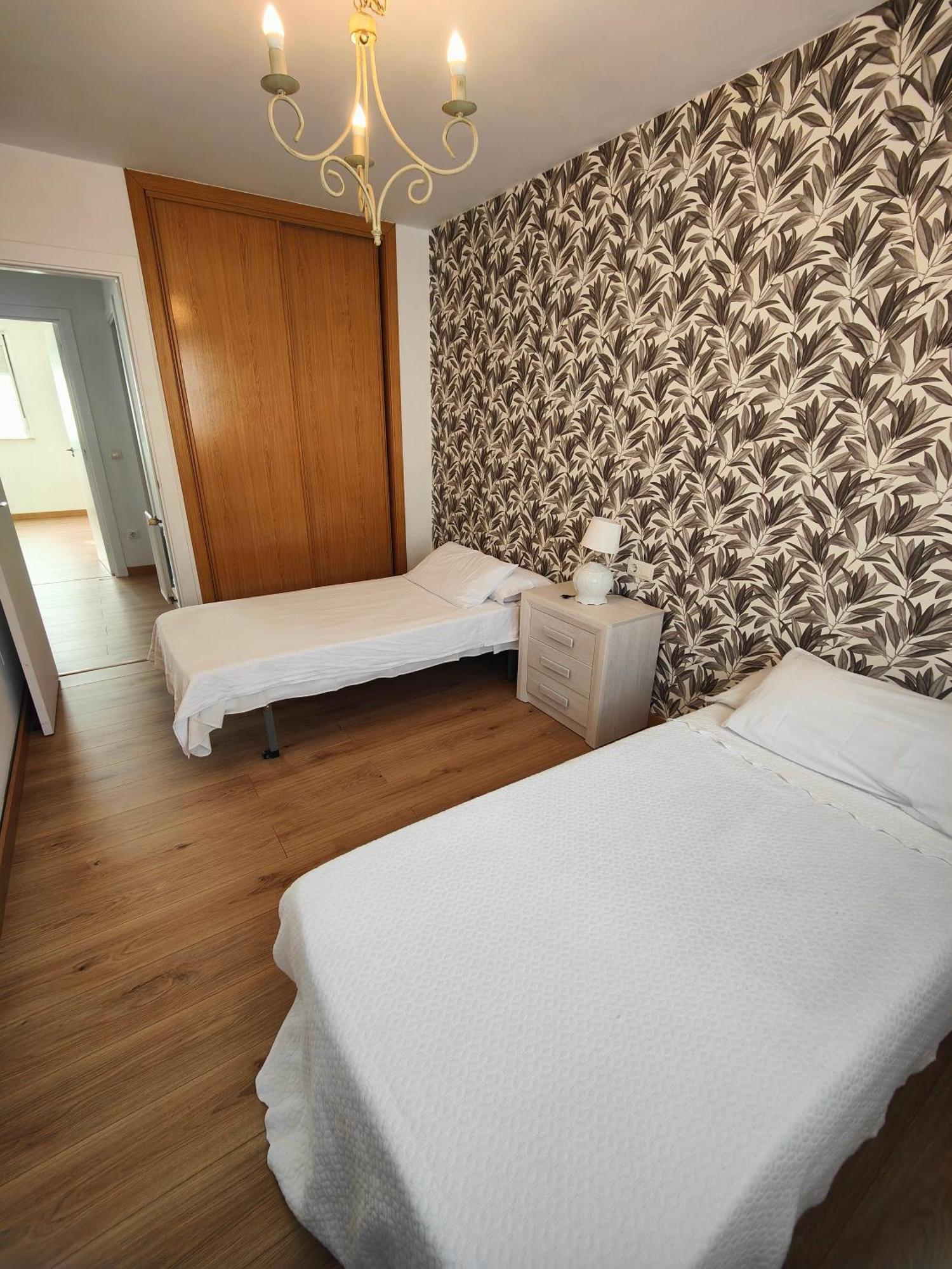 Chalet Con Wifi , Ps4 , Garaje, 5 Dormitorios, 3 Banos, Santiago De Compostela Dış mekan fotoğraf